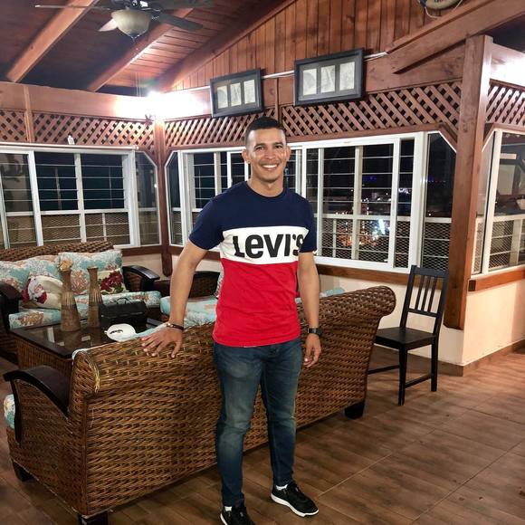 Meet your Posher, Wandy - Picture 1 of 1